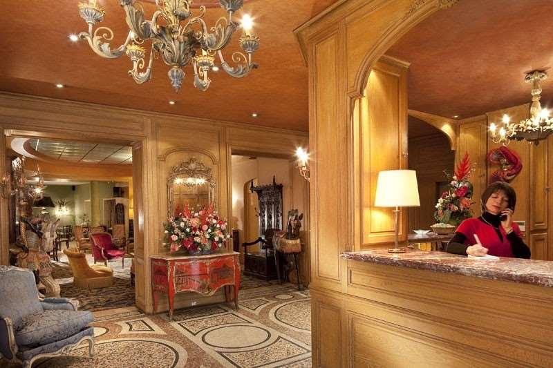Отель Cecilia Arc De Triomphe Париж Интерьер фото